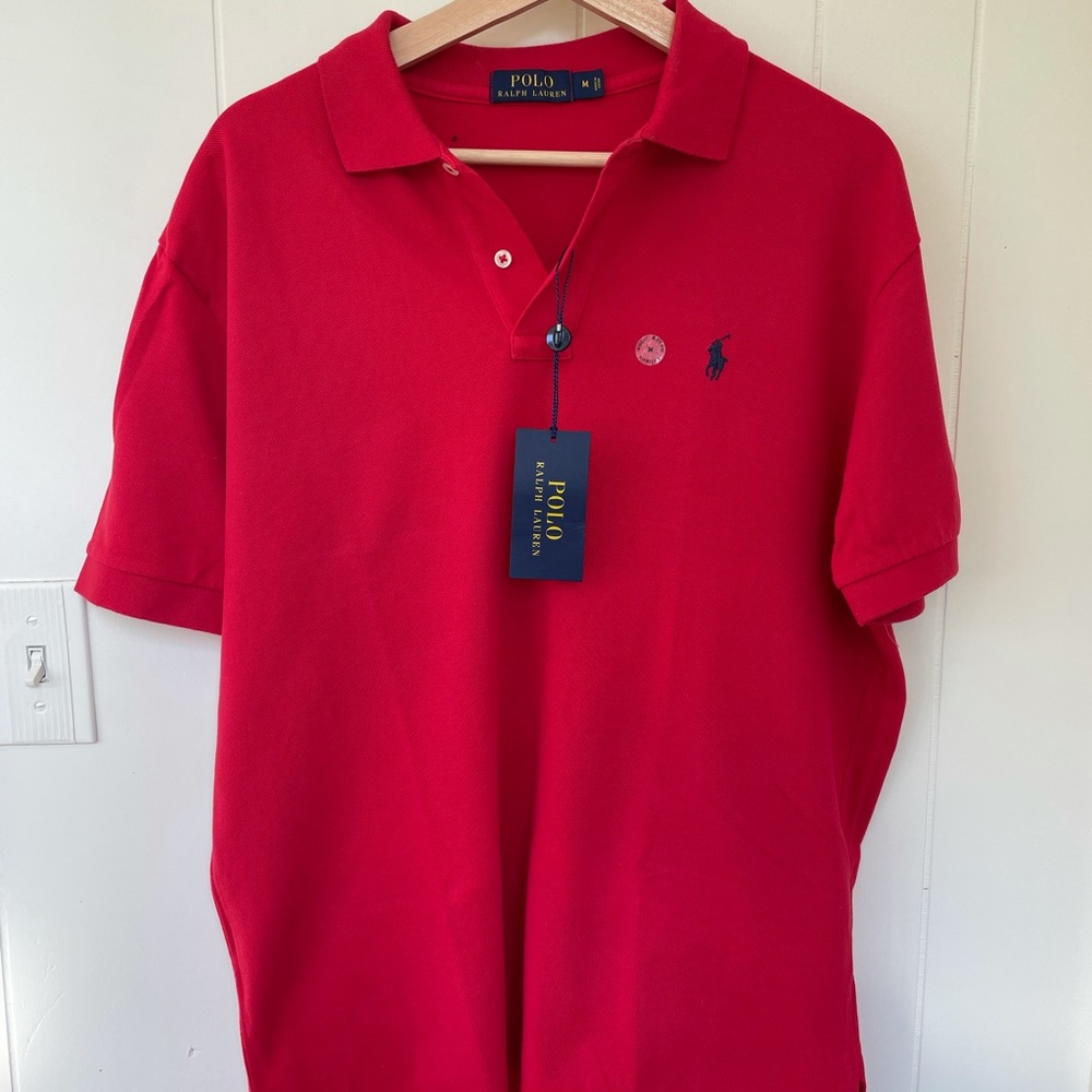 T-shirt; Brand: Poli; Size: Medium; Color: Red